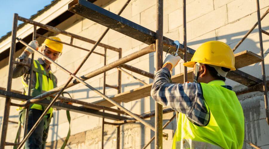 Professional residential roofers in Elkville, IL